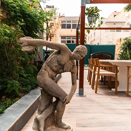 2 At Palazzo Seraphim Boutique Living In St Julians Gasthuis