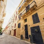 2 At Palazzo Seraphim Boutique Living In St Julians 3* San Ġiljan