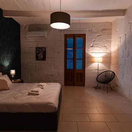 2 At Palazzo Seraphim Boutique Living In St Julians 3*