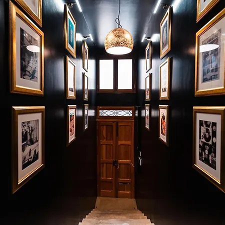 2 At Palazzo Seraphim Boutique Living In St Julians Pensiune St. Julian's