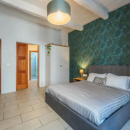 2 At Palazzo Seraphim Boutique Living In St Julians Maison d'hôtes 3*