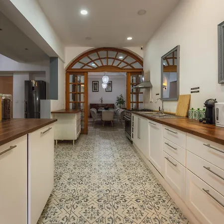 2 At Palazzo Seraphim Boutique Living In St Julians