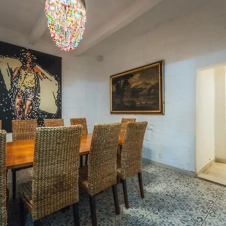 Gasthof 2 At Palazzo Seraphim Boutique Living In St Julians