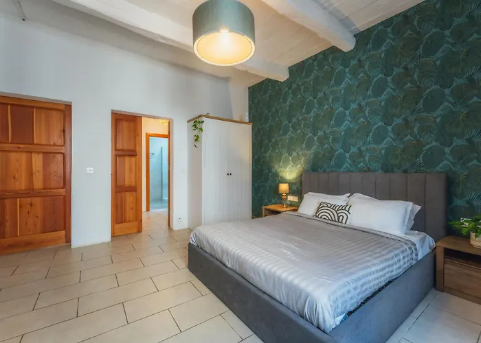 2 At Palazzo Seraphim Boutique Living In St Julians Guest house 3*