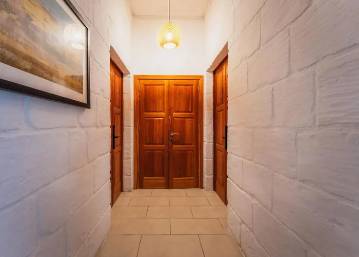 Guest house 2 At Palazzo Seraphim Boutique Living In St Julians