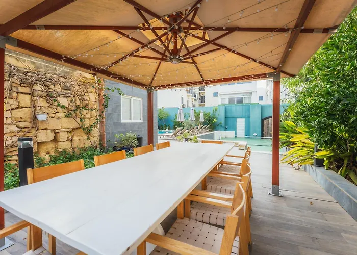 2 At Palazzo Seraphim Boutique Living In St Julians 3*