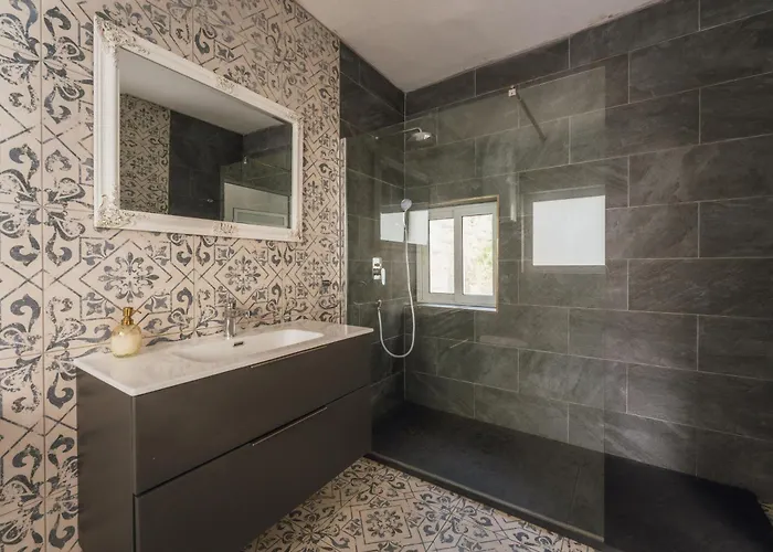 2 At Palazzo Seraphim Boutique Living In St Julians