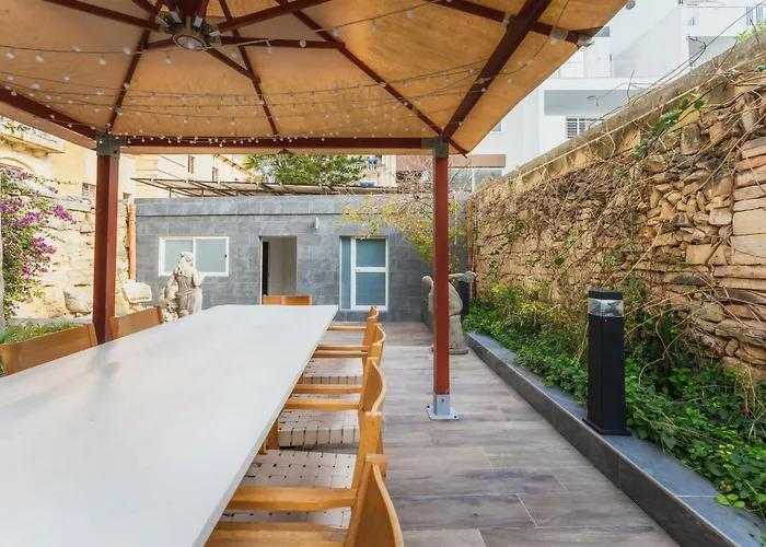 Guest house 2 At Palazzo Seraphim Boutique Living In St Julians