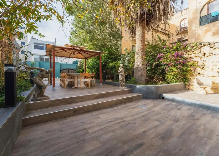 2 At Palazzo Seraphim Boutique Living In St Julians 3*