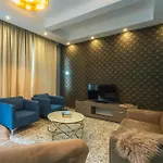 2 At Palazzo Seraphim Boutique Living In St Julians Gasthof
