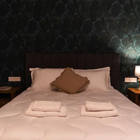 2 At Palazzo Seraphim Boutique Living In St Julians Guest house Saint Julian's