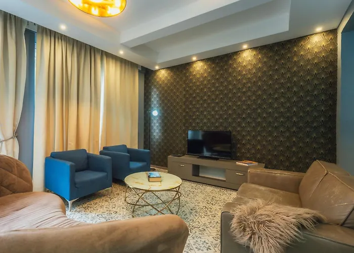 2 At Palazzo Seraphim Boutique Living In St Julians Konukevi