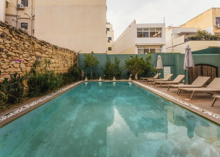 2 At Palazzo Seraphim Boutique Living In St Julians Konukevi Saint Julian's